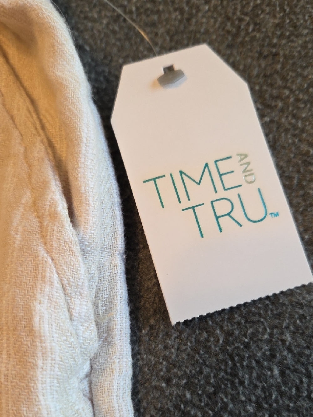 Time and Tru Light Beige High-Waist Drawstring Linen-Blend Shorts NWT - Picture 2 of 6